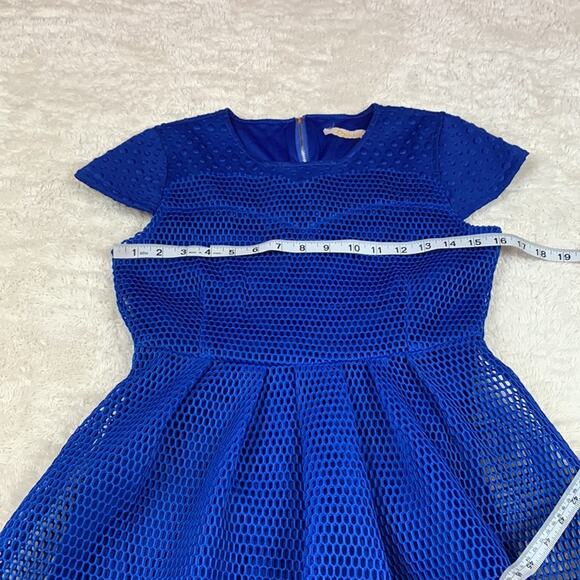 Cobalt blue mesh and bubble fit and flare scuba dress, size 1 - Picture 10 of 13